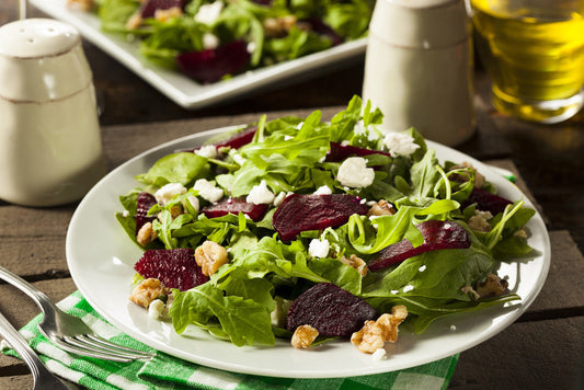 Ensalada de Remolacha Asada con Queso de Cabra y Nueces